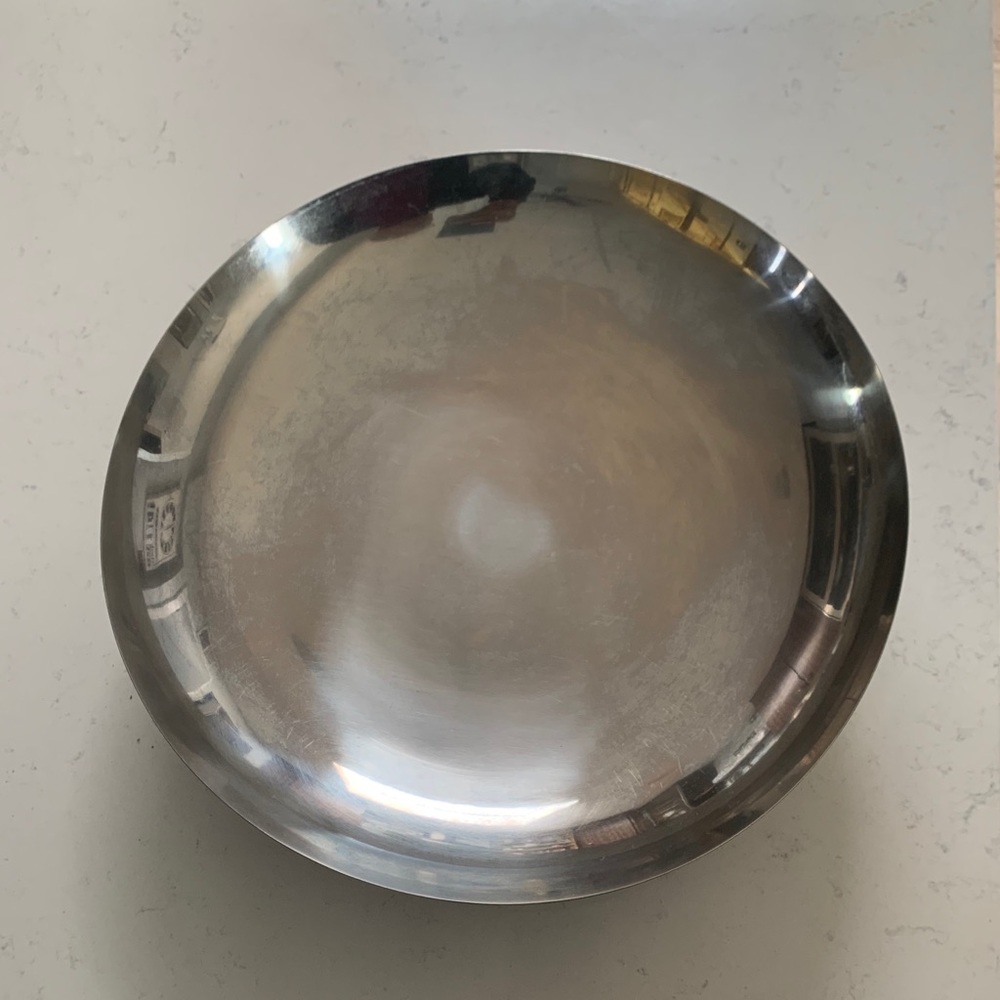 Stainless steel bowl